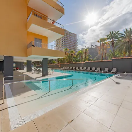 Increible Atico En Playa Martianez 拉克鲁斯